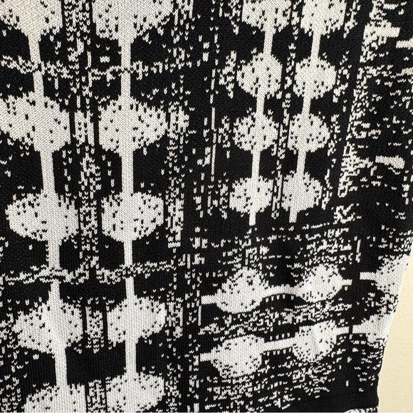 Carmen Marc Valvo Scoop Neck Graphic Print Fit & Flare Dress Size Small - Picture 5 of 9